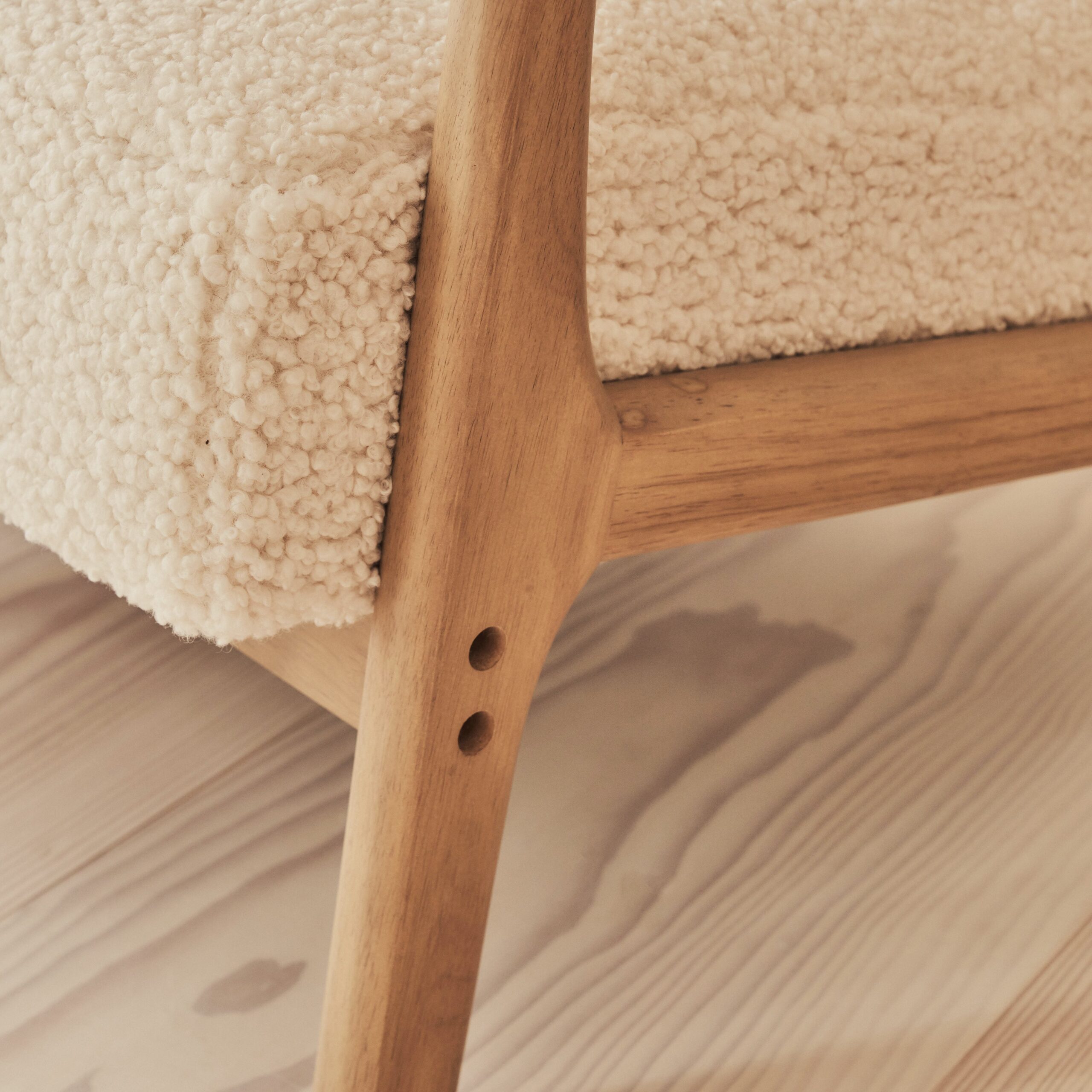 Hudson - Boucle Accent Chair Ivory & Warm Wood - Image 5