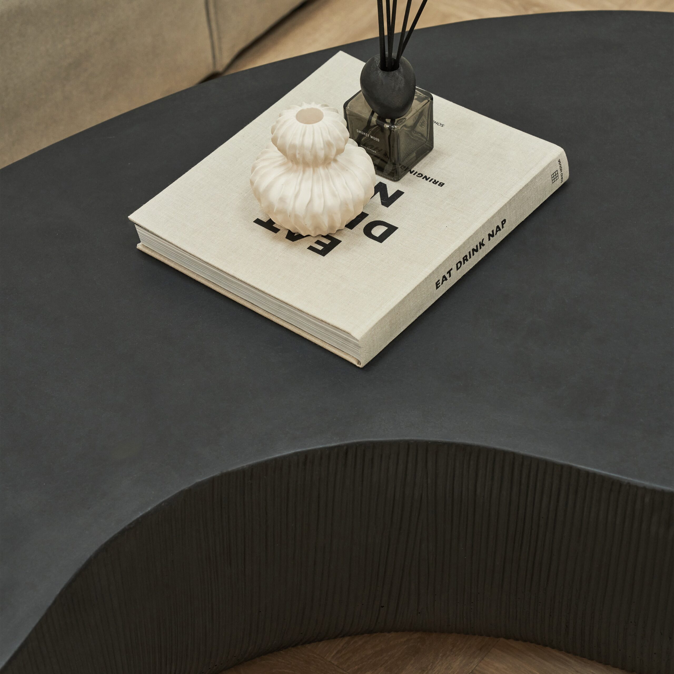 Leonardo - Minimal Onyx Shaped Coffee Table Large - Image 10