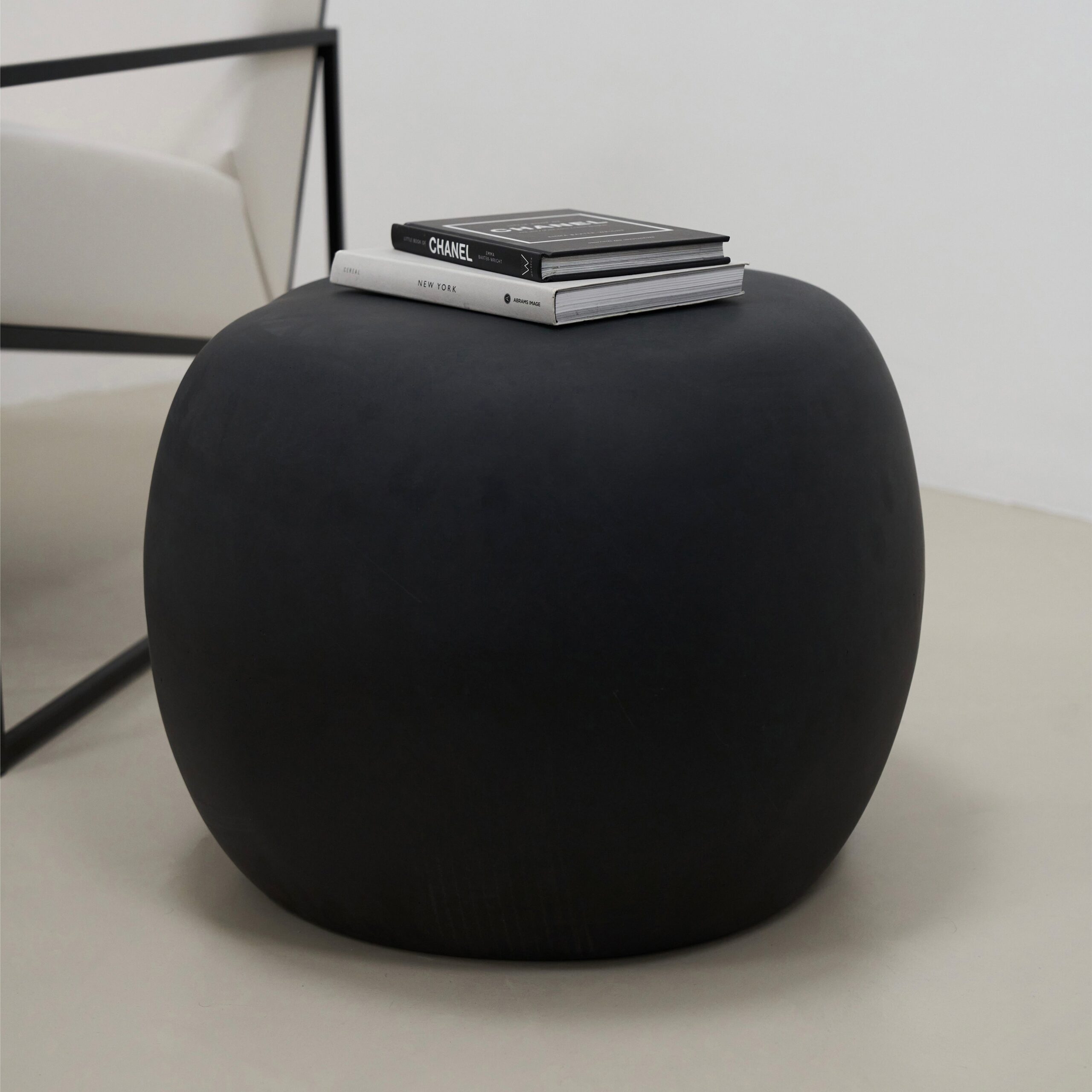 Zola - Minimal Onyx Pebble Side Table - Image 6