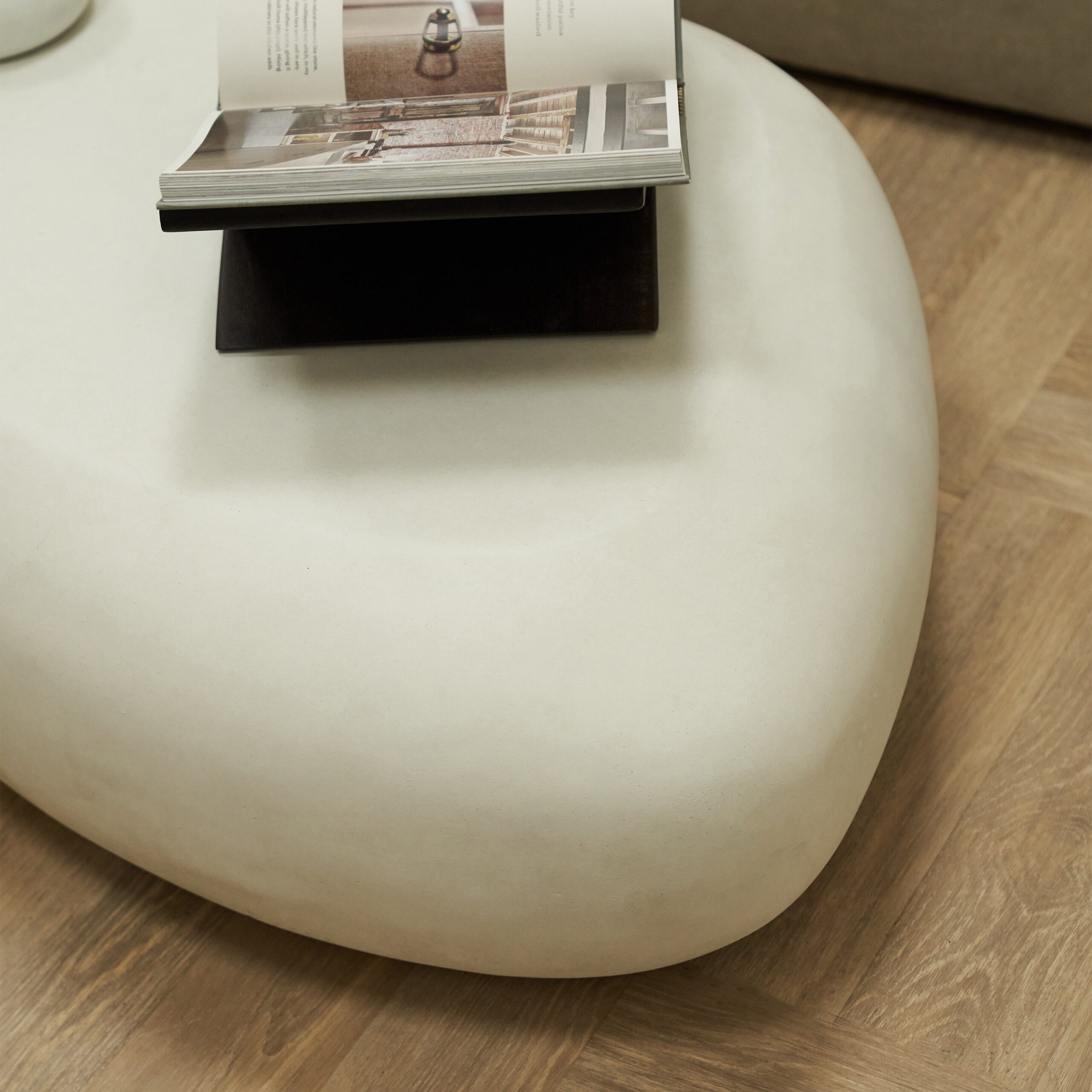 Zola - Minimal Concrete Pebble Coffee Table Extra Large - Image 6