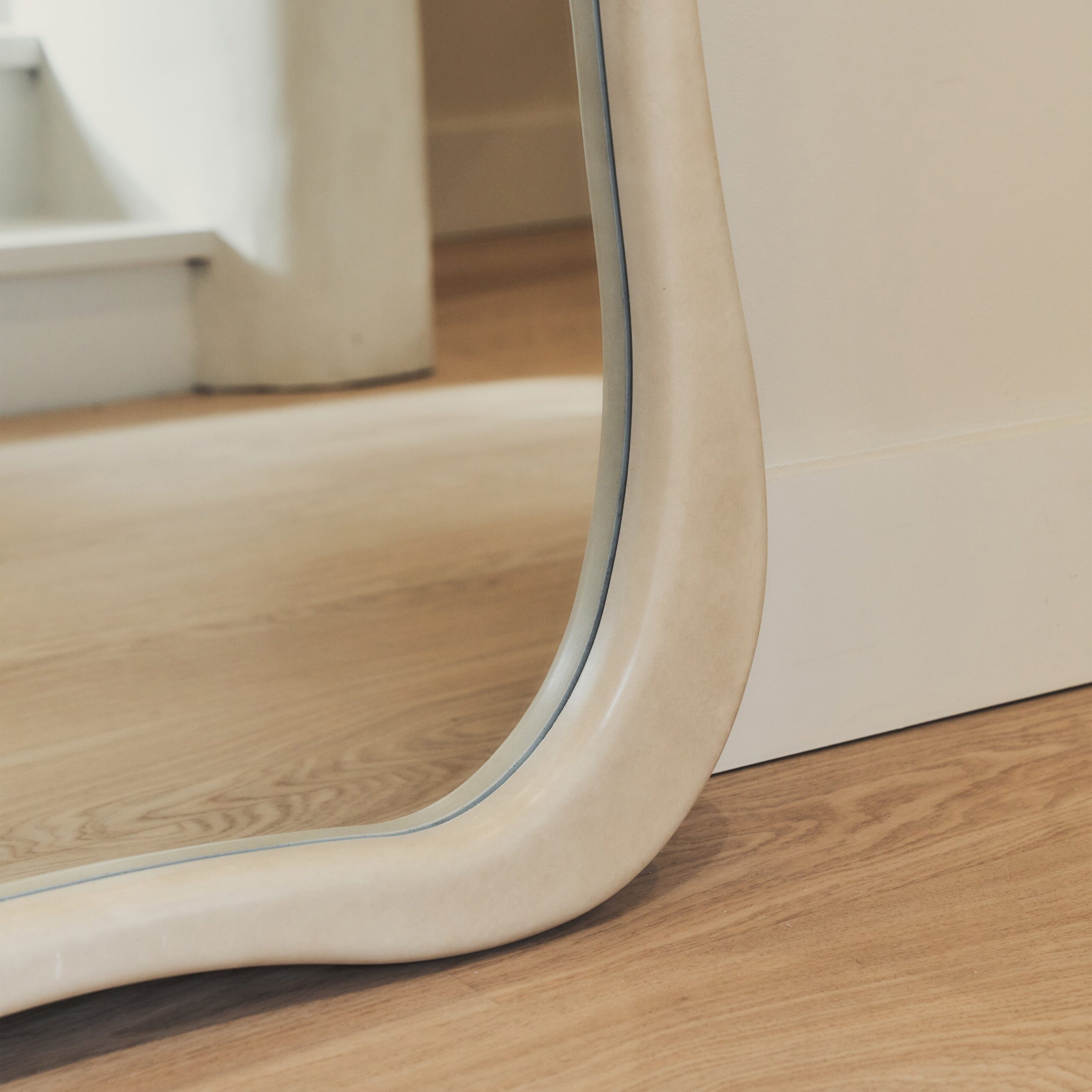 Arcurva - Extra Large Full Length Concrete Irregular Mirror 190cm x 120cm - Image 4